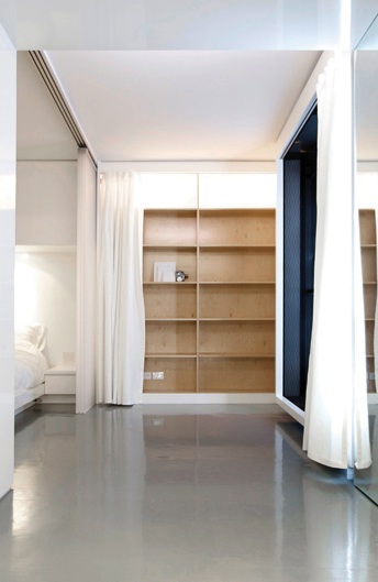 Dash-Marshall-Space-Age-Apartment-7