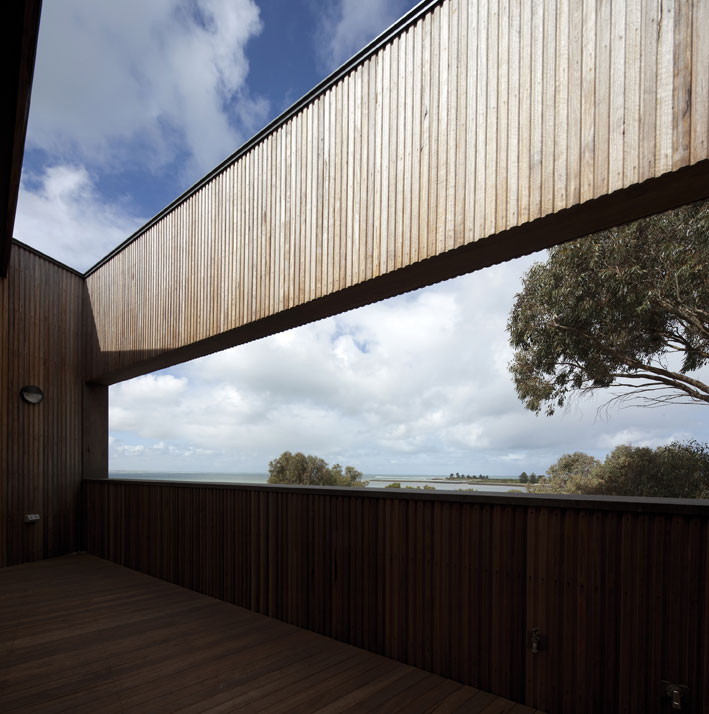 2011-03-8898-05-PortFairy2House-7