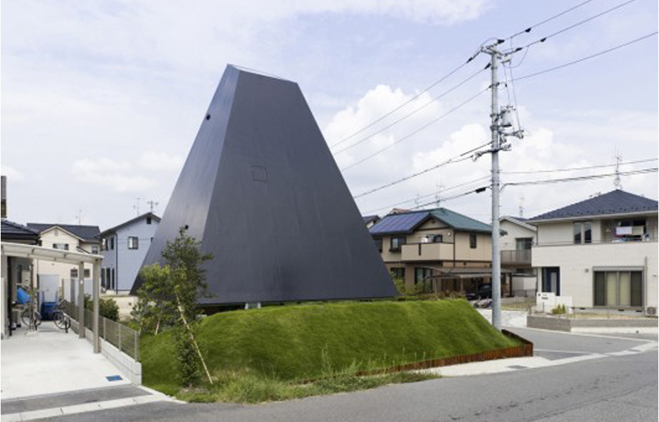 Why Japan is crazy about housing