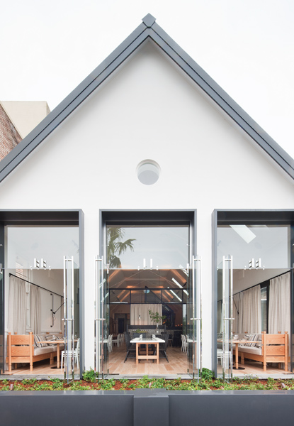 Hecker-Guthrie-The-Old-Library-5