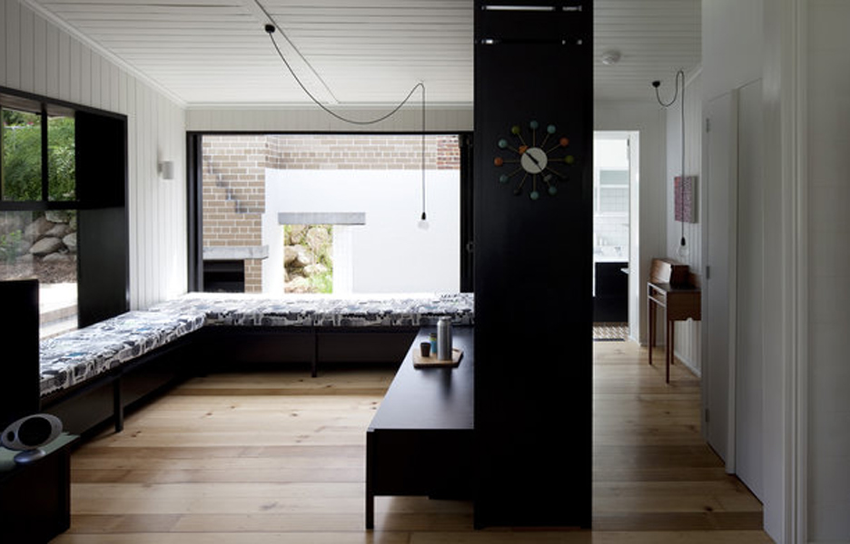 Owen-and-Vokes-four-room-cottage-1