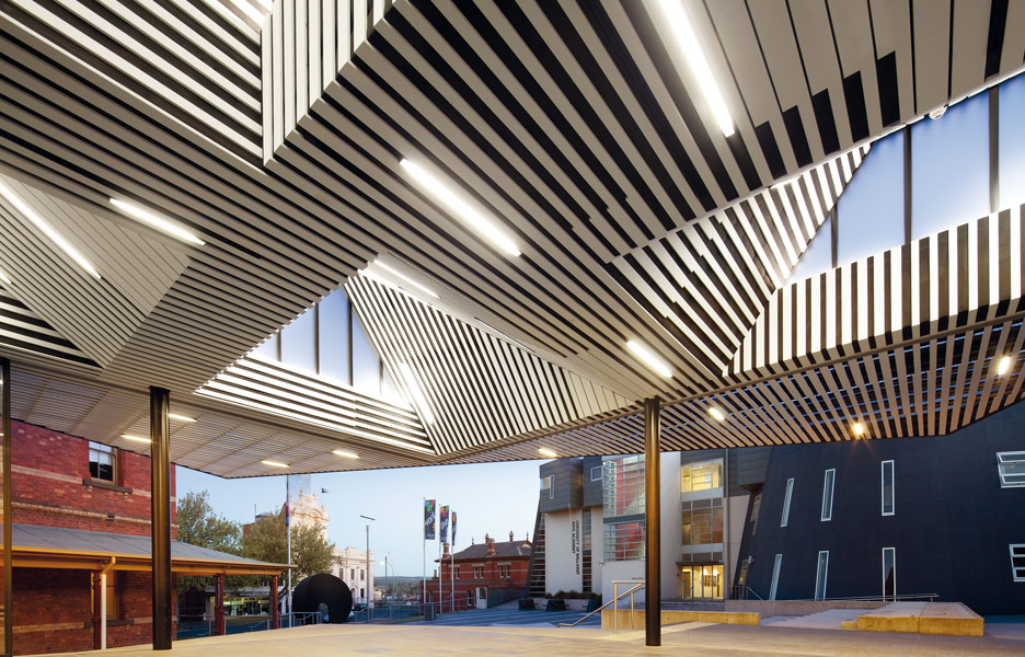 searle-x-waldron-Annexe_Art-Gallery-of-Ballarat