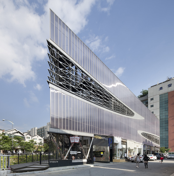 JOHO-Architecture-Herma-Parking-Building-2