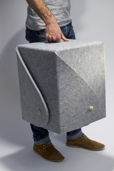 fold-peg-stool-toby-nowland