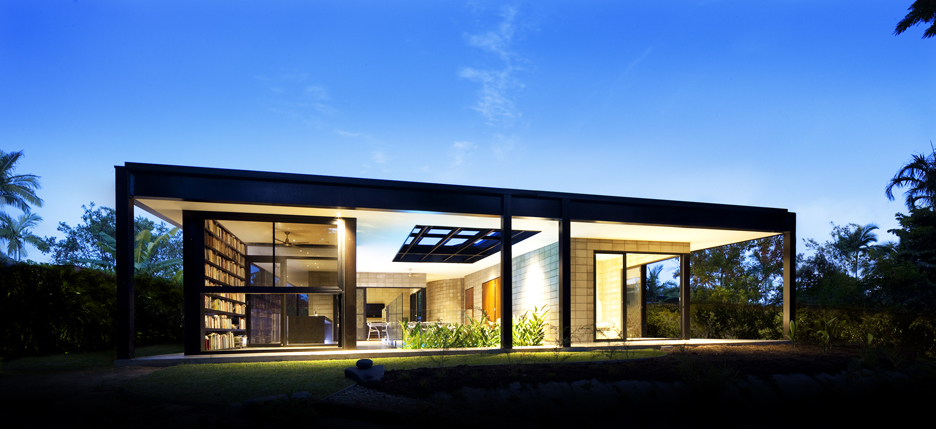Charles-Wright-Architects_Glass-House_Patrick-Bingham-Hall