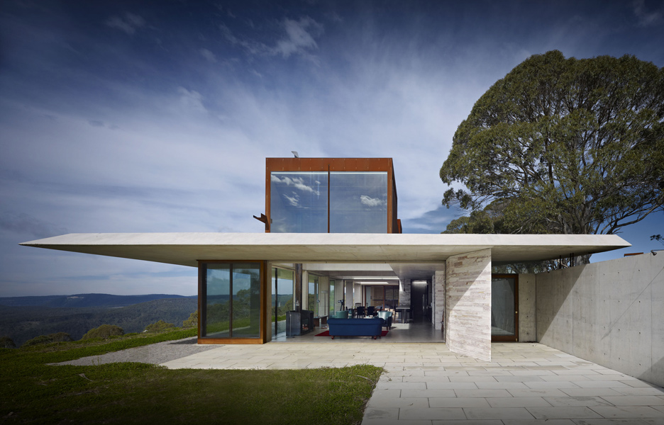 Peter-Stutchbury-Architecture_Invisible-House_Michael-Nicholson