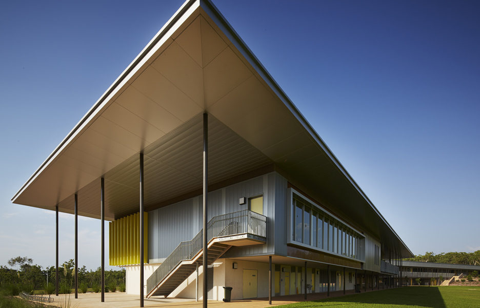 HASSELL-and-Jackman-Gooden-Architects-in-Association_MacKillop-Catholic-College_Douglas-Mark-Black