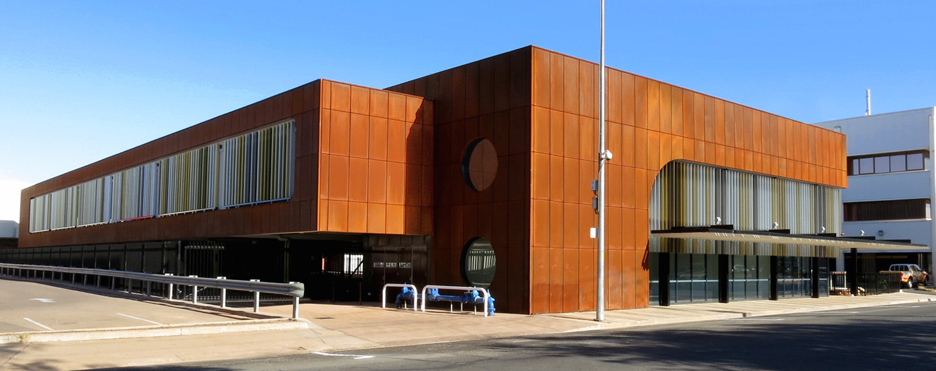 Susan-Dugdale-and-Associates_Green-Well-Building_Sue-Dugdale