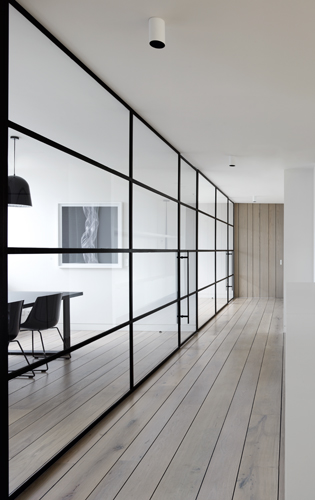 Elenberg-Fraser_Slattery-Australia-5