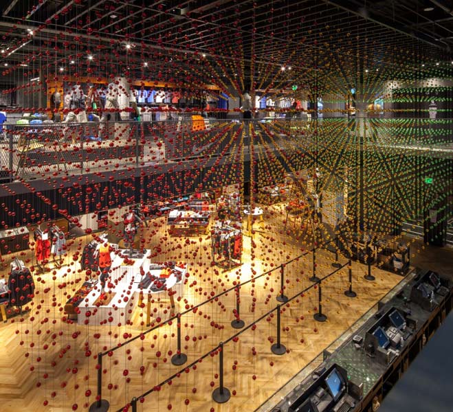 Nike Savvas, ‘Epic 8000’, glass and steel wire, approximately 336 cm wide x 600 cm long x 900 cm deep, 2013