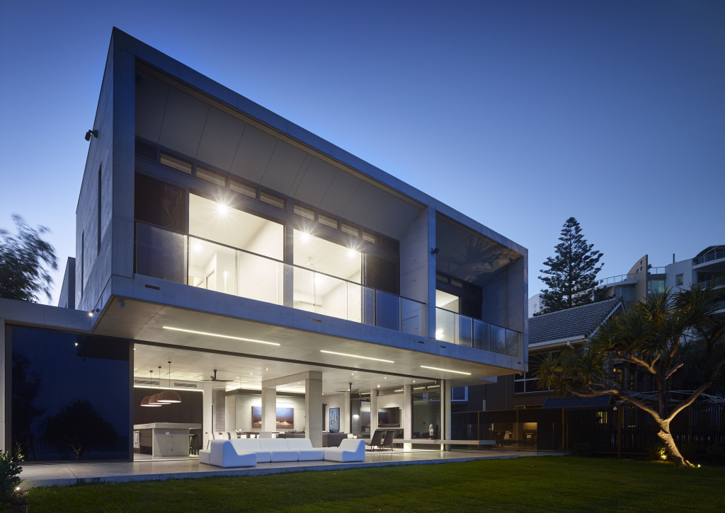 Palm Beach House by Shane Denman Architect