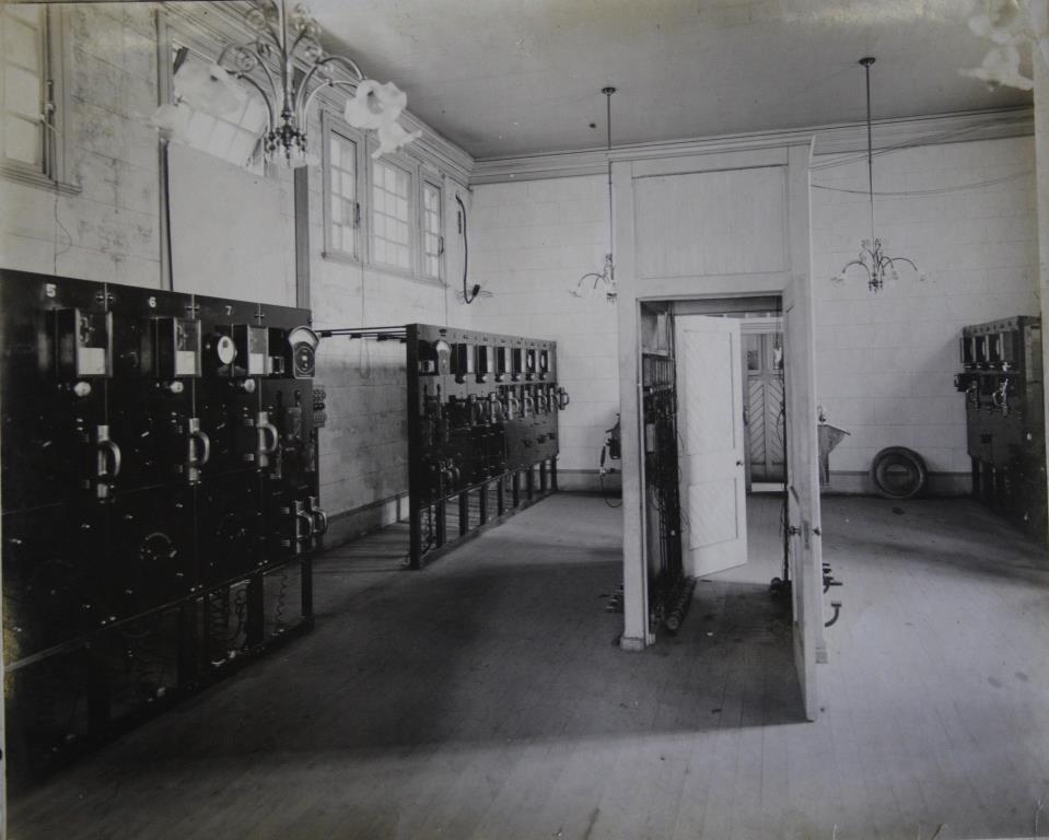The controlling room in its original state.