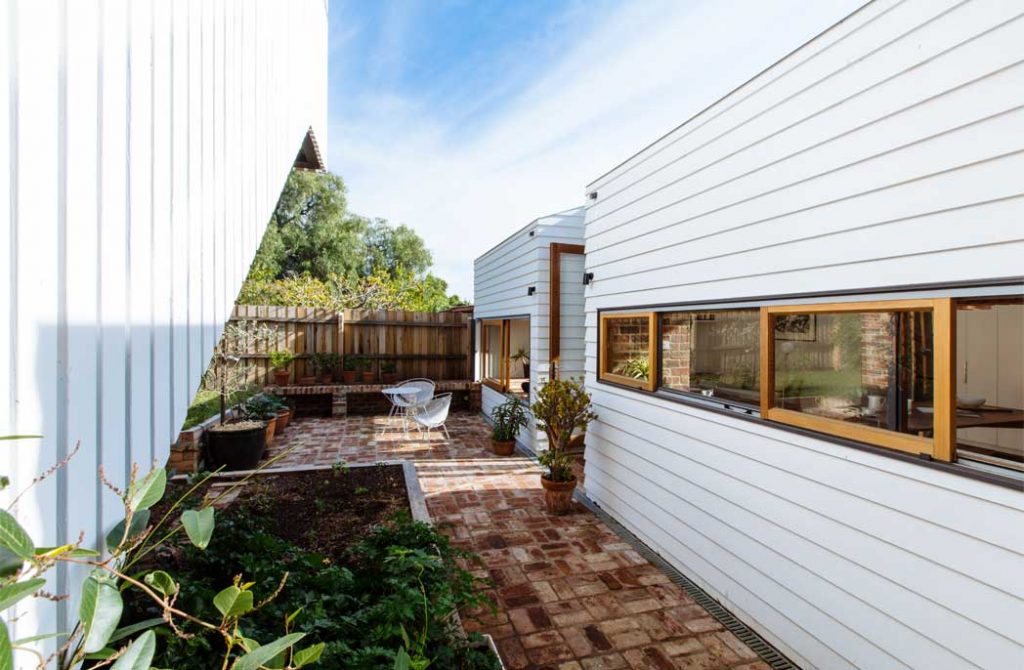Australia’s first Passive House apartment building completed ...