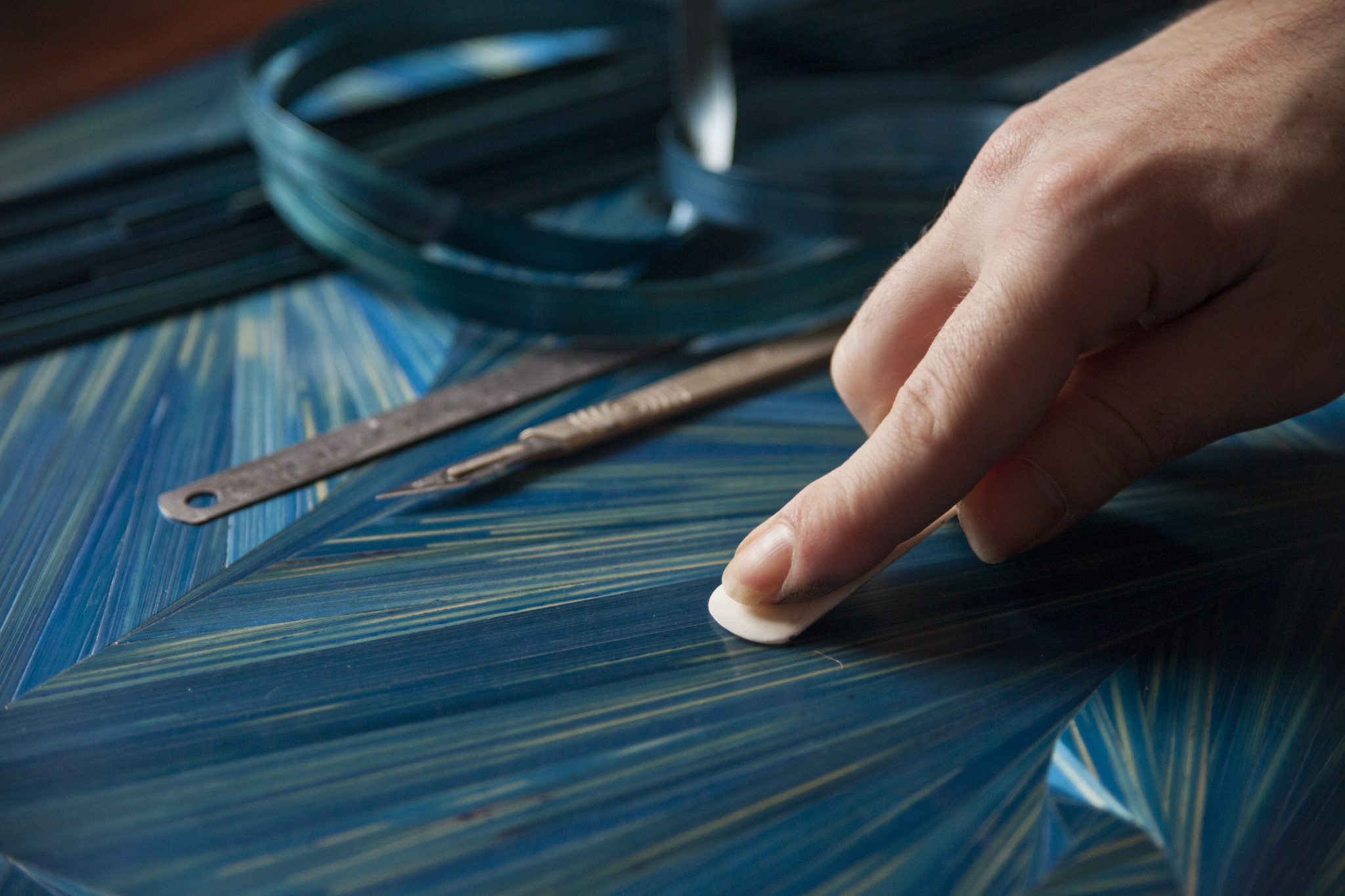 Arthur Seigneur working on the vortex coffee table.