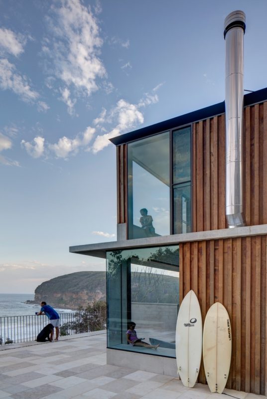 Macmasters Beach House by Polly Harbison. Photo by Brett Boardman.