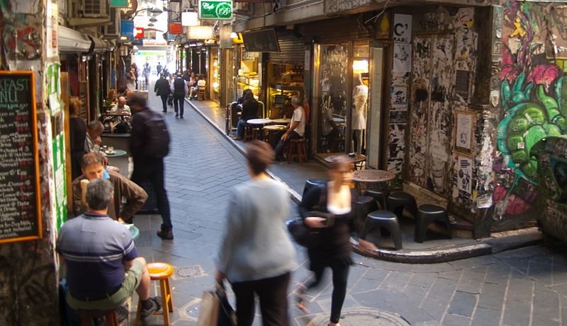 A Melbourne laneway. Photo courtesy Wikimedia/Rae Allen.