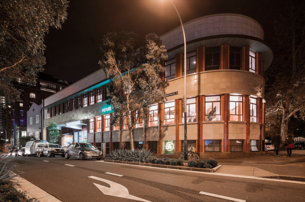 The exterior of the Paramount building, home to The Office Space. Photo by Peer Lindgreen.