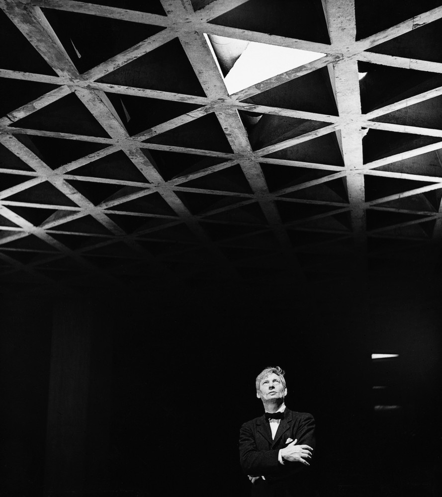 Louis Kahn looking at the ceiling of the Yale University Art Gallery. Image by Lionel Freedman.