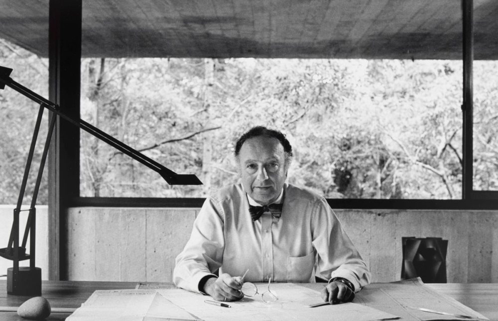 Harry Seidler, 1984. Photo by David Moore. hunter.