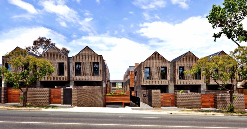 Barkers Road Townhouse by Kavellaris Urban Design – winner of the Horbury Hunt Commercial Award. Image courtesy Think Brick.