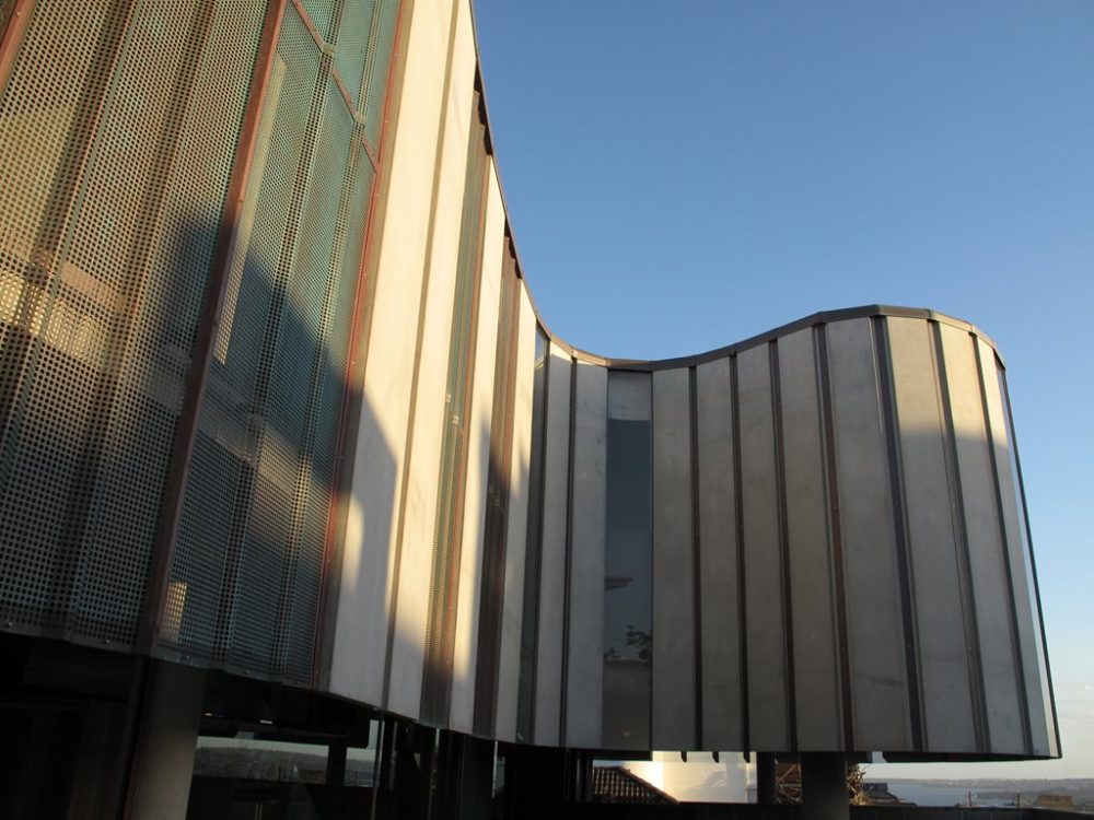 Light House by Peter Stutchbury, which won the Residential Architecture – Houses (New): National Award at the 2015 National Architecture Awards. Photo by Michael Nicholson.