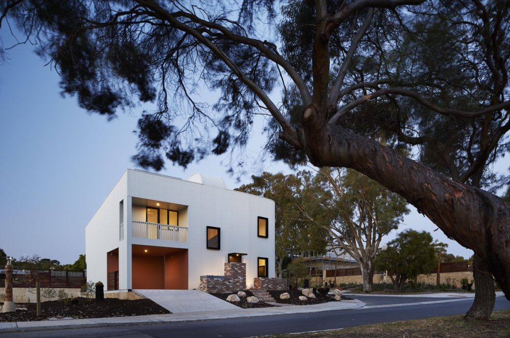 Gen Y Demonstration Housing Project by David Barr Architect. Photo by Robert Frith