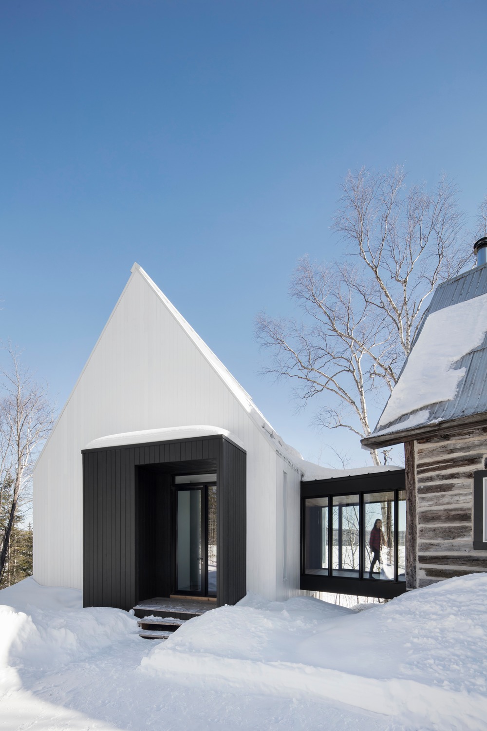 White prism extension on a concrete pedestal