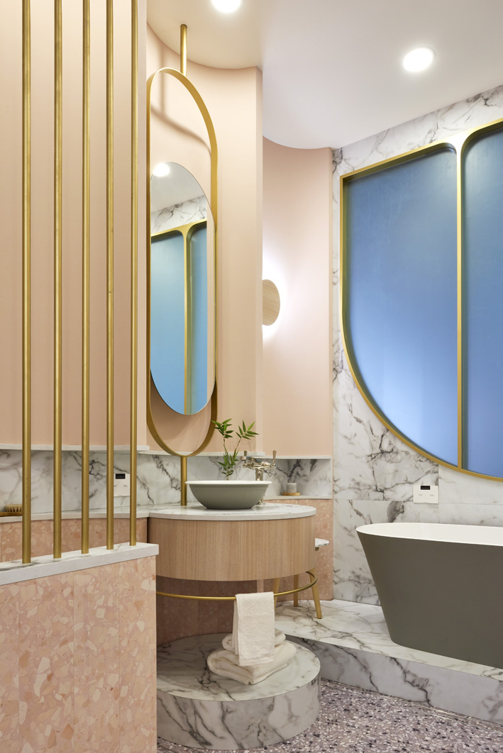 Winning bathroom design by Renee Popovic