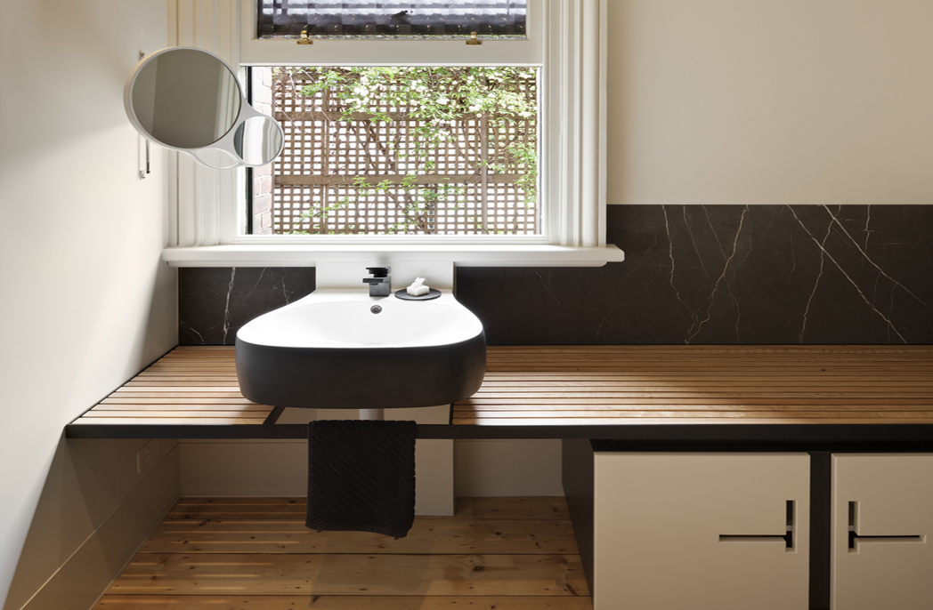 The bathroom in the Queen Bess terrace house