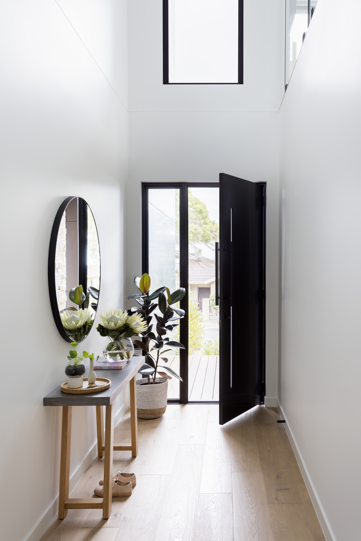 Hallway entrance with high ceiling