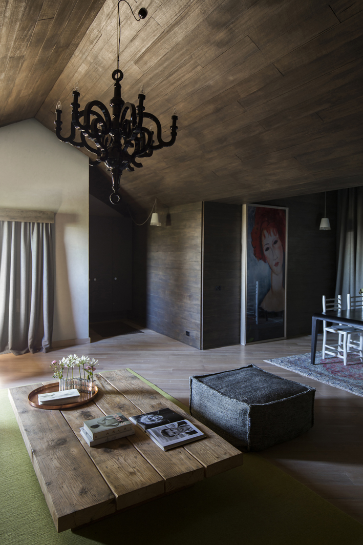 Living area in Hardwood House