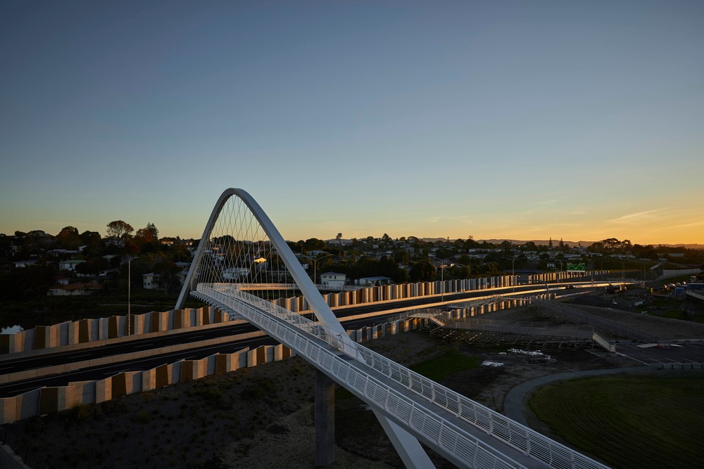 Warren and Mahoney Bridge