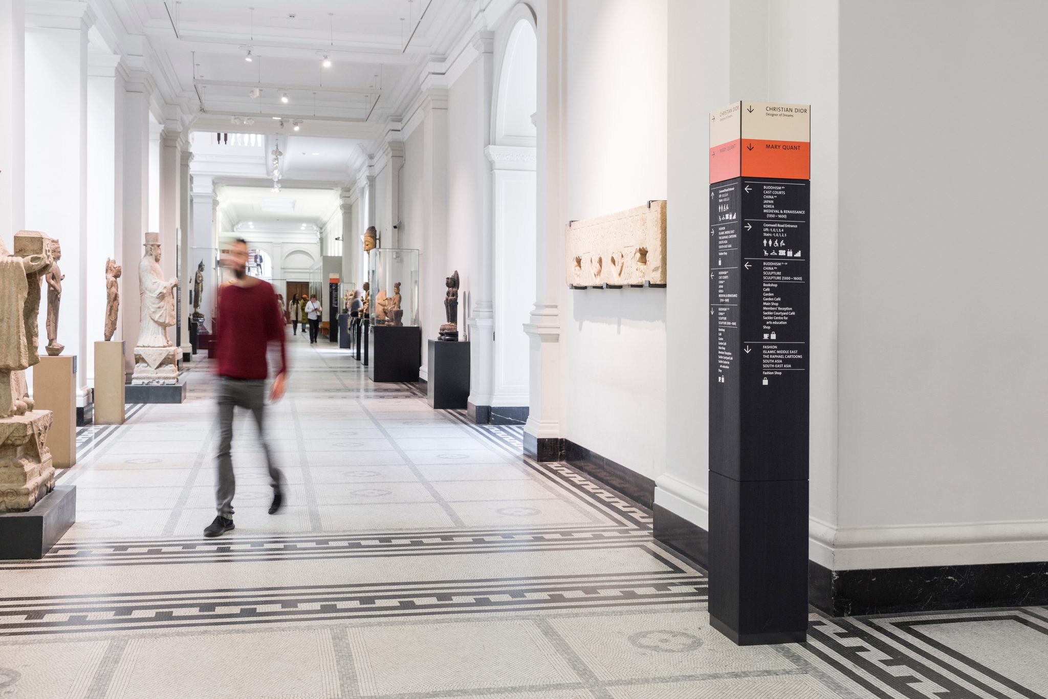 V&A wayfinding and signage