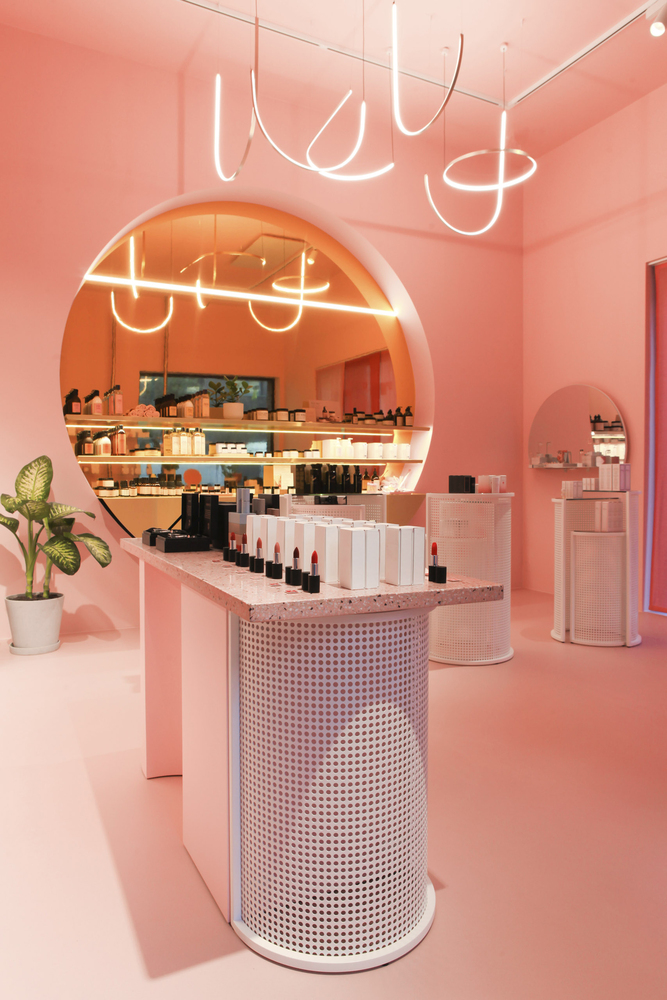 Mooy store by WeWantMore