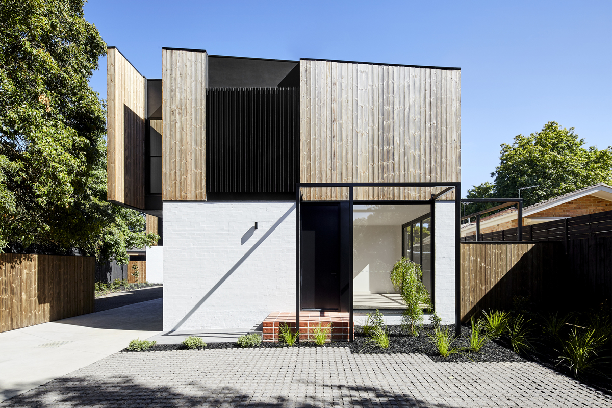 Salisbury townhouses by NTF Architecture