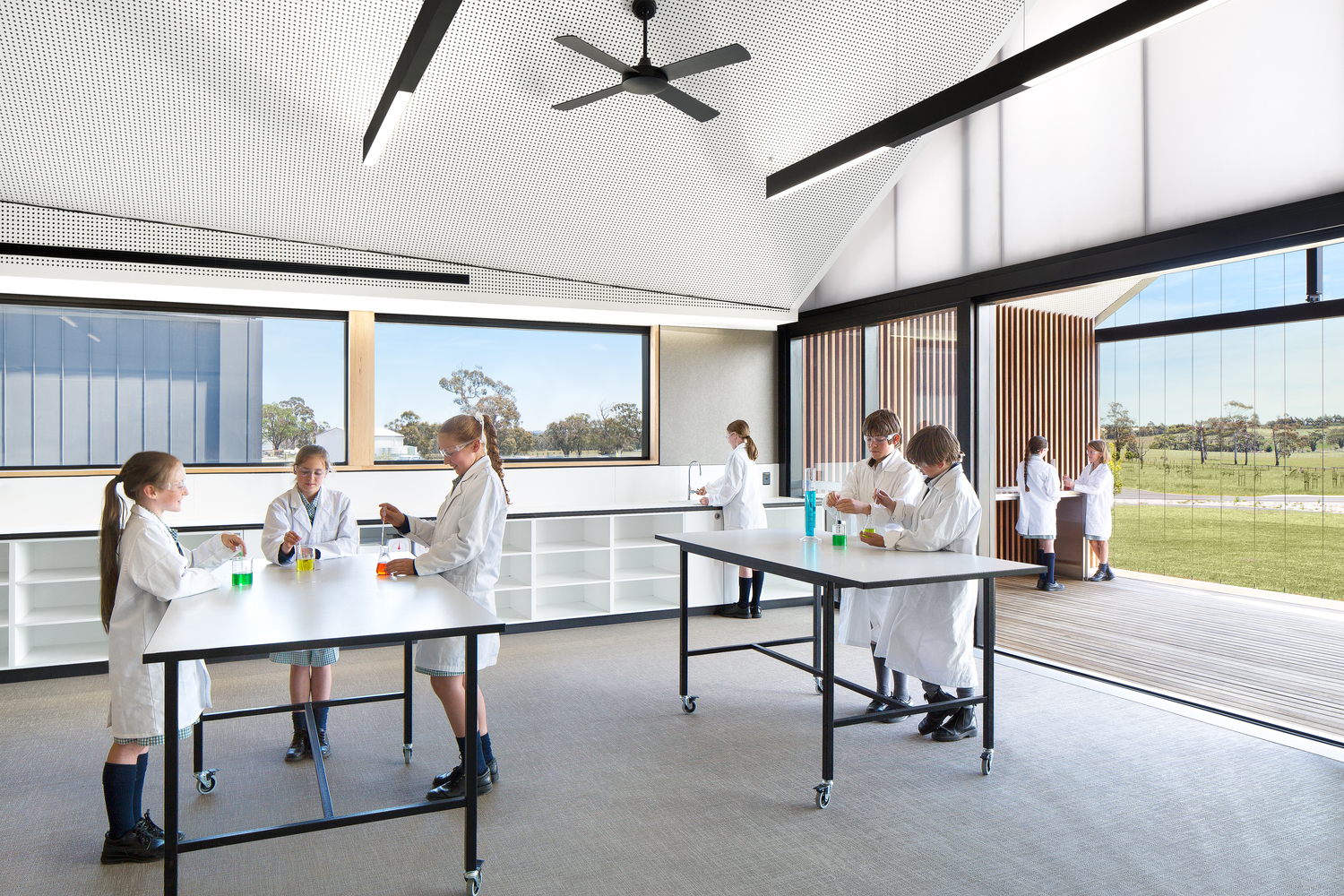 Braemar College Middle School by Hayball