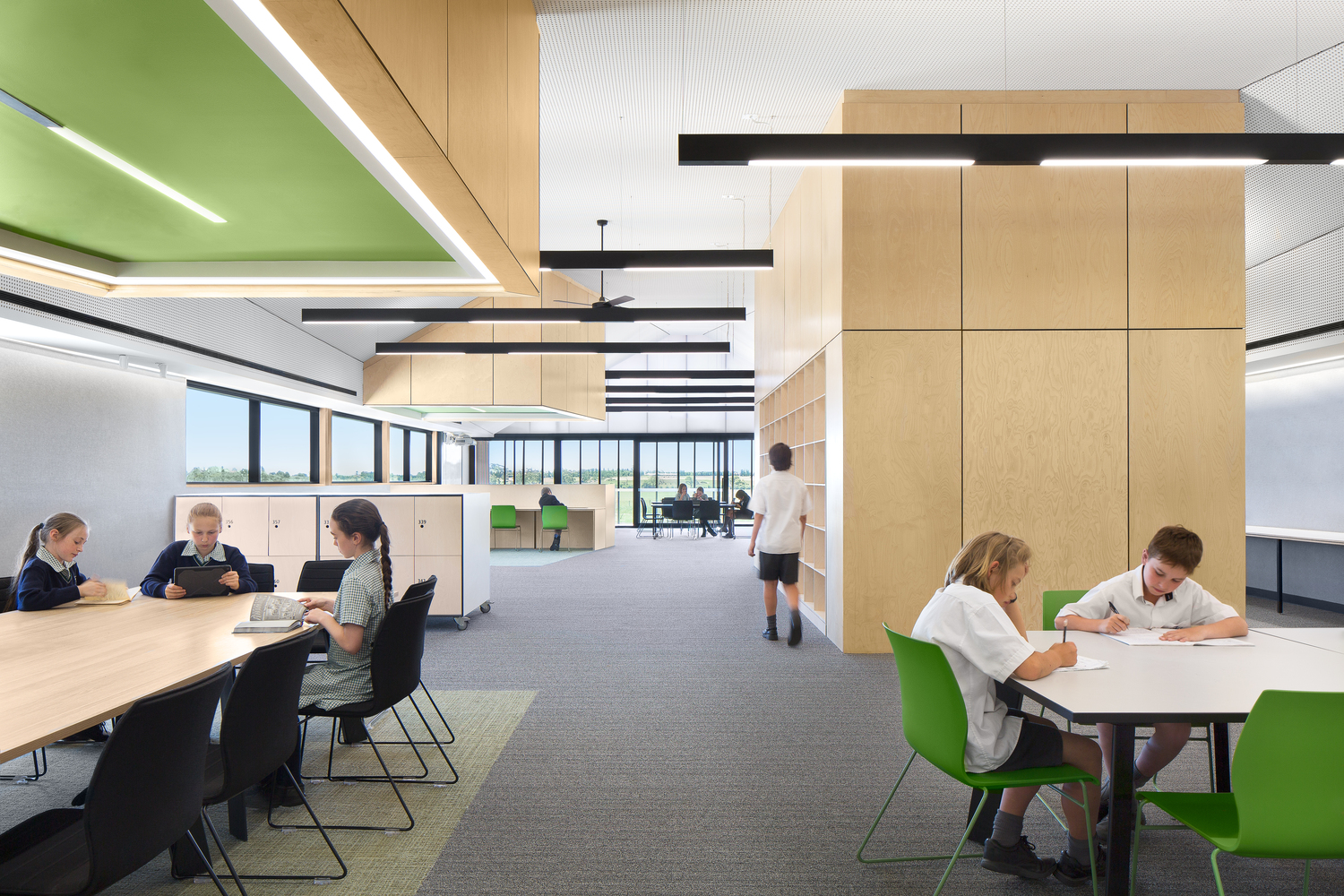 Braemar College Middle School by Hayball