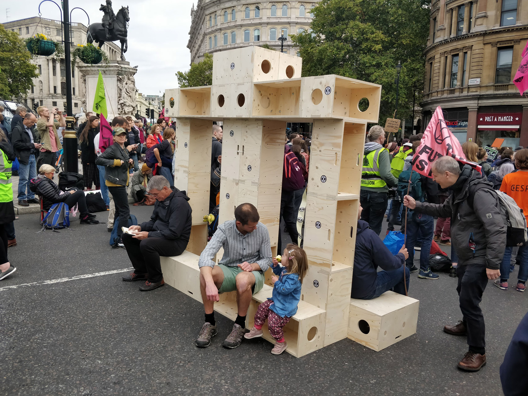extinction-rebellion-protest-architecture-u-build-modular-boxes-_dezeen_1704_col_0