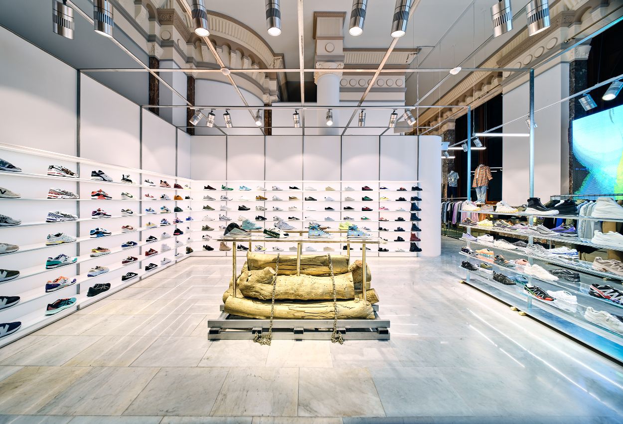 Noise Noise Noise gilds Sydney store in gold - Australian Design Review