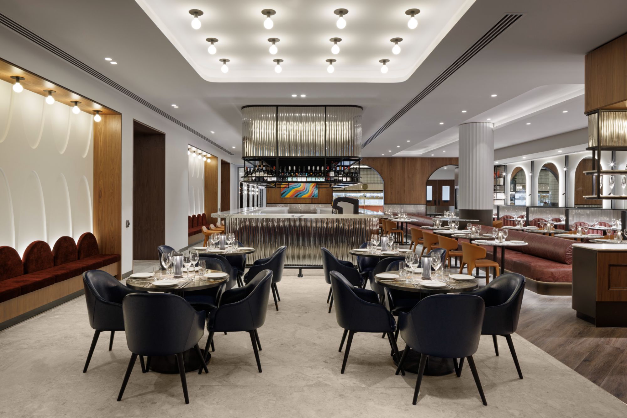 Le Meridien Melbourne opens with a mid-century splash - Australian ...