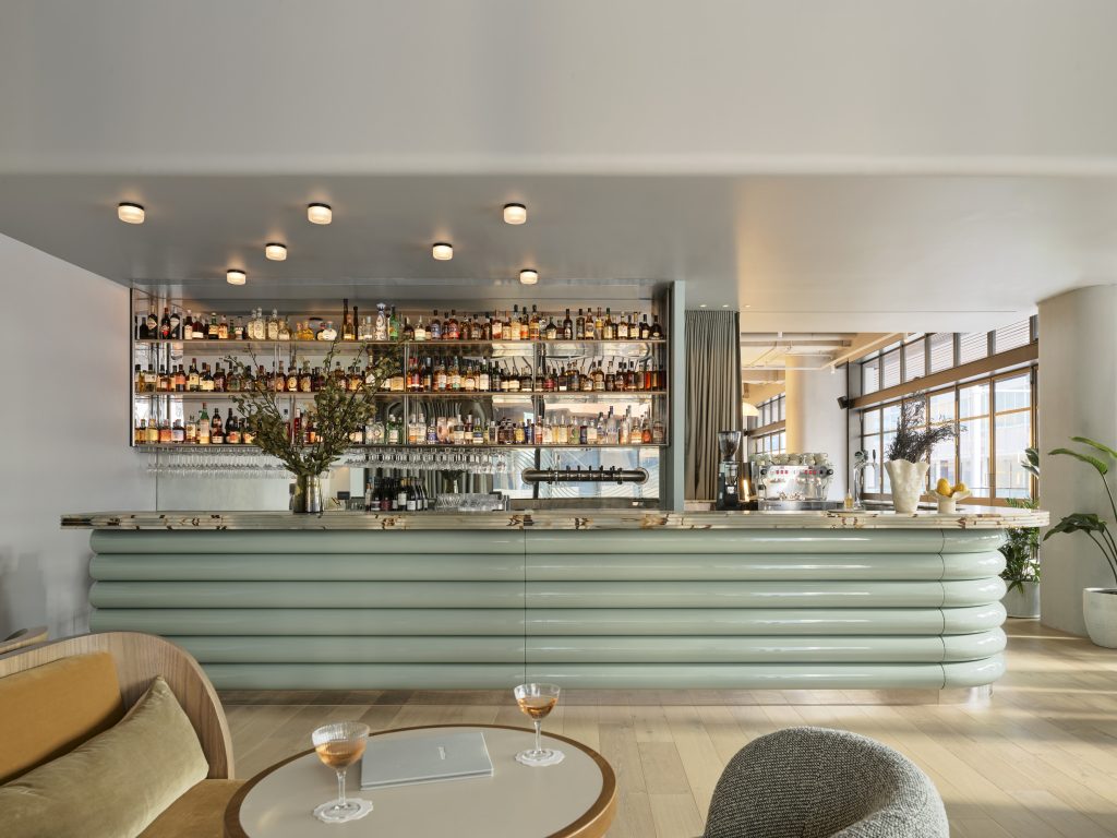 Poetica bar
