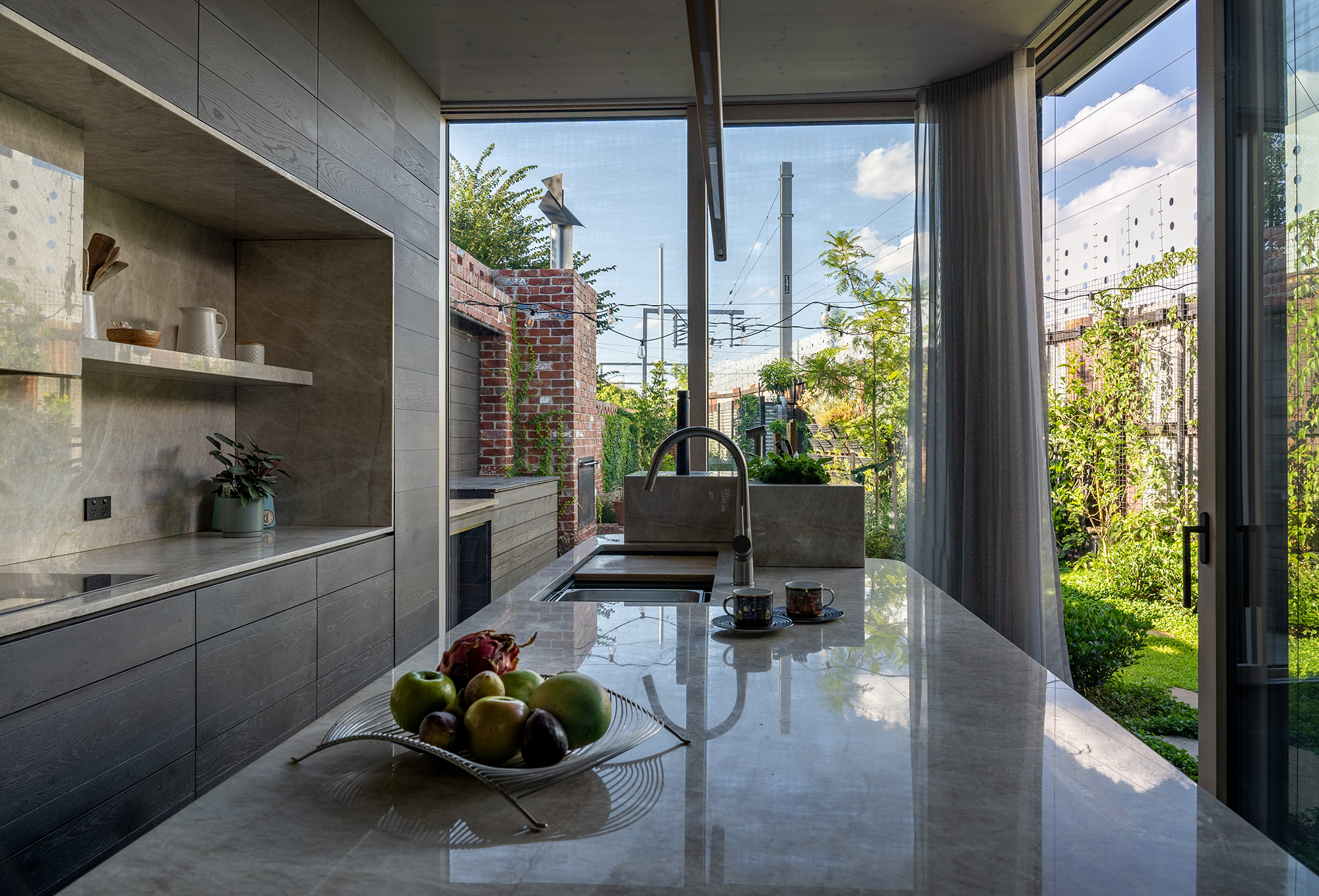 The beauty and bounty of sustainable design: Essentials for a ...