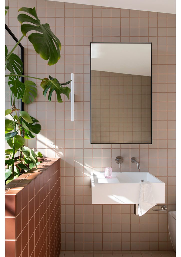 Composition House by Eva-Marie Prineas. Photography by Chris Warnes.