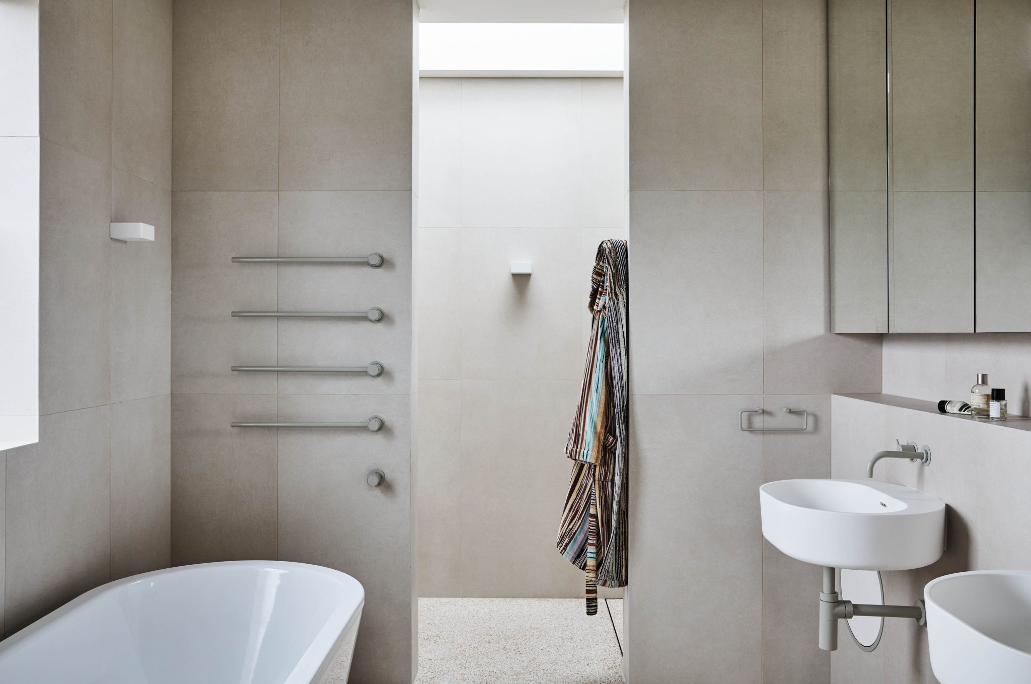 Light Well residence. Photography by James Geer.