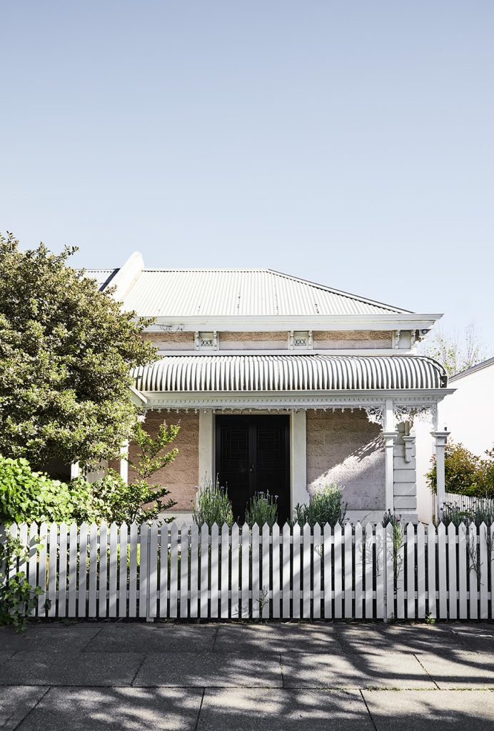 A renovation known as Queenie, by Nexus Designs. Photography by Sharyn Cairns