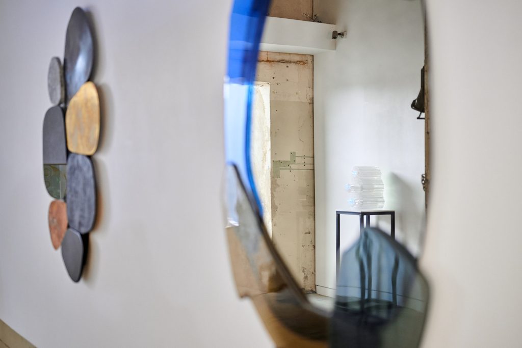 Solo show by Elliat Rich Mythica Ignota: Artefacts of the Oscillocene and the Warawana Mythologies installed at Canberra Glassworks 3 Oct to 15 Dec 2024.