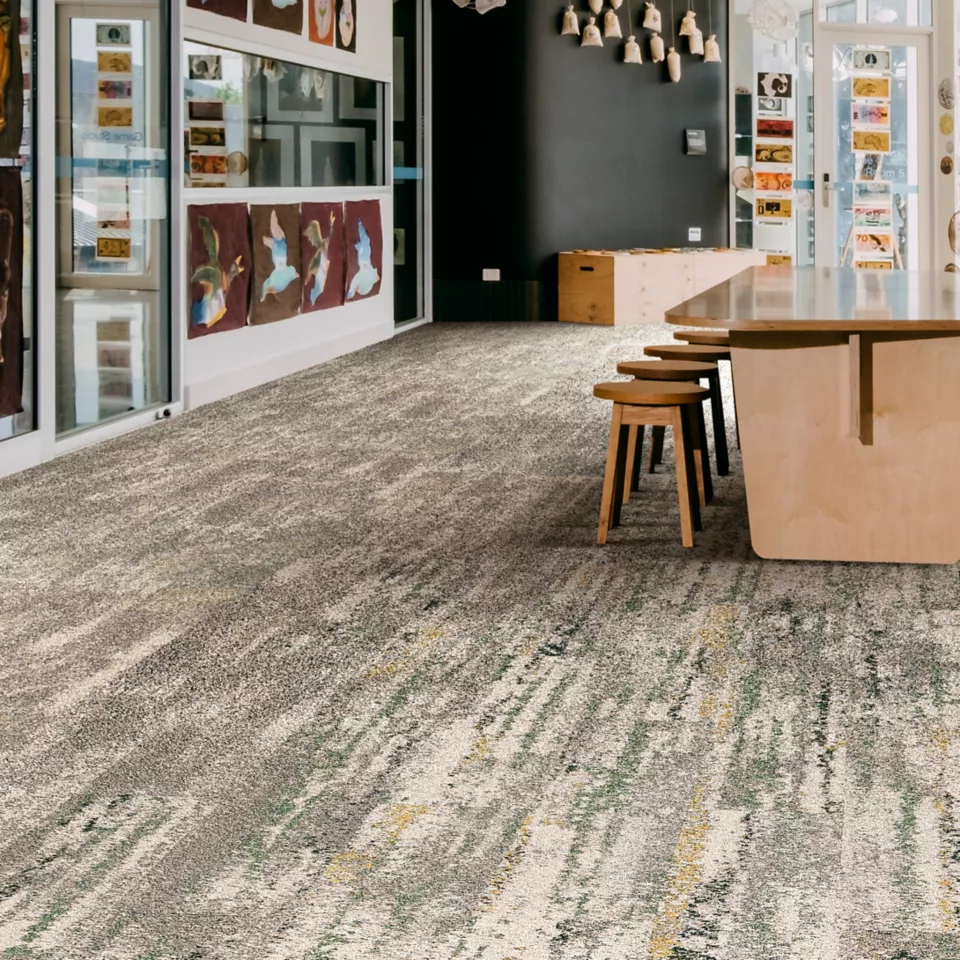 Interface carpet